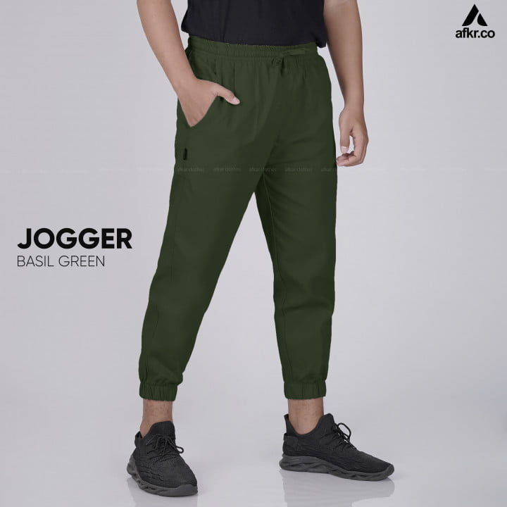 jogger basil green